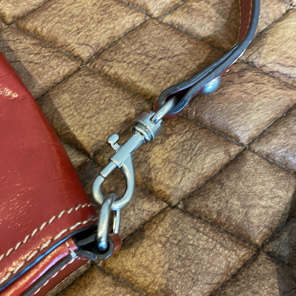 Fossil Red Leather Shoulder Clutch Wristlet - Picture 7 of 11